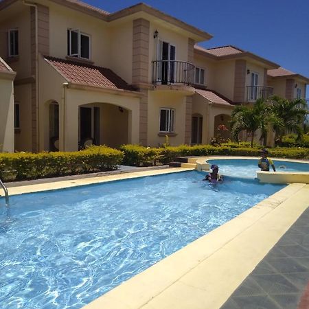 Lotus Villa, Residences Le Chaumet, Pereybere Bain Boeuf Exterior photo